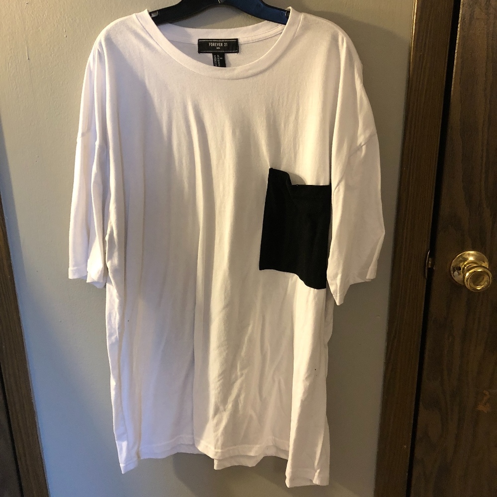 Forever21 white tshirt with black pocket (Size XL)
